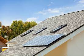 Enjoy freedom and flexibility with GoPower solar panel